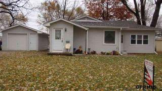 623 Osage Dr, Omaha, NE 68046-2432