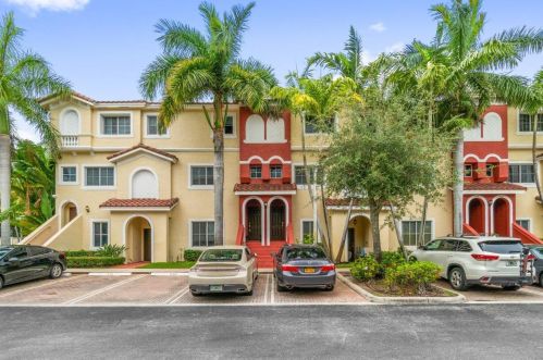 523 Bayfront Dr, Boynton Beach, FL 33435-8644