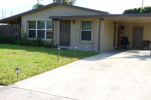 1211 2nd St, West Palm Beach, FL 33404-7205