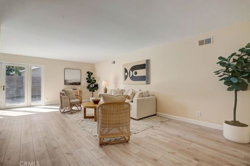 330 Sherman Dr, Long Beach, CA 90746-1159