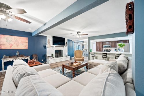 13229 8th Ave, Phoenix AZ  85029-1808 exterior