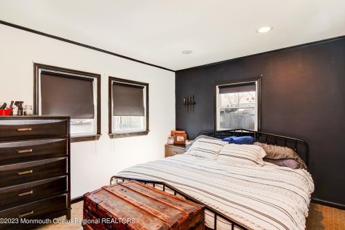 47 Charles Ter, Piscataway NJ  08854-5338 exterior