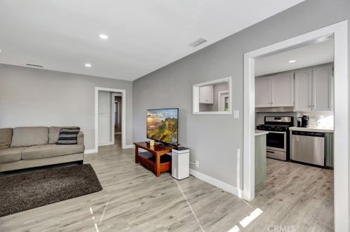 4852 Gondar Ave, Lakewood CA  90713-2410 exterior
