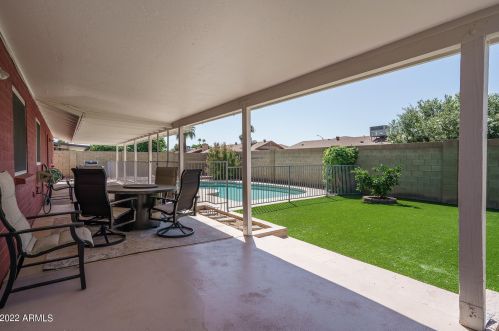 4201 Campo Bello Dr, Glendale, AZ 85308-4007
