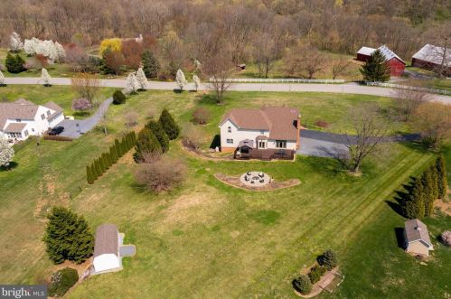 126 Ridge Rd, Slackwater, PA 17551-9781
