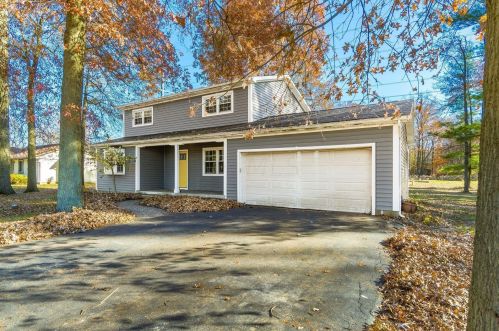 389 Donerail Dr, Pataskala, OH 43062-8516
