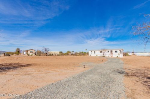 16840 Moore Rd, Marana, AZ 85653-9466