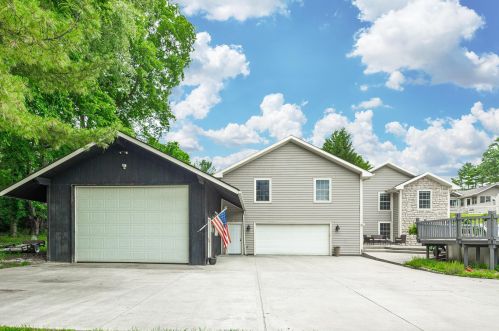 21 Buckeye Blvd, Pataskala OH  43062-8465 exterior