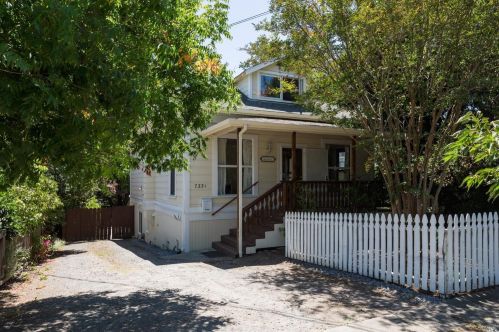 7331 Bodega Ave, Sebastopol CA  95472-3654 exterior