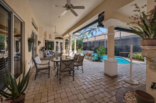25043 Pinewater Cove Ln, Bonita Springs, FL 34134-1959