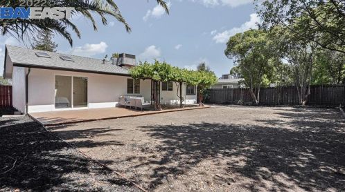 1137 Hibiscus Way, Livermore CA  94551-1311 exterior