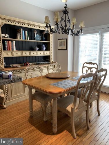 135 Sawgrass Dr, Blue Bell PA  19422-3209 exterior