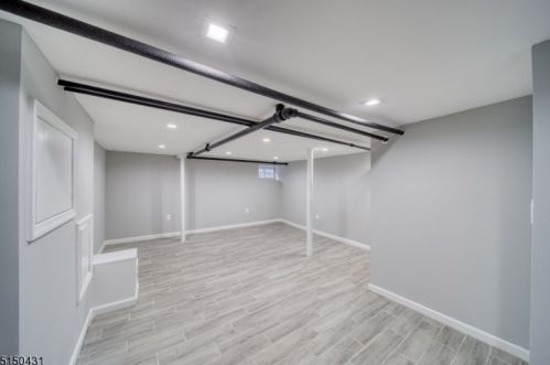 72 Hughes St, Maplewood NJ  07040-3304 exterior