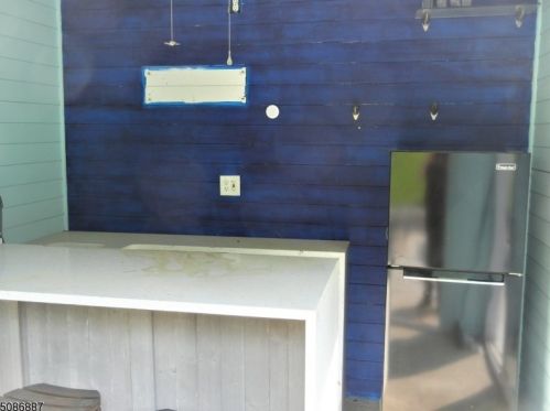 979 Union Valley Rd, West Milford Lakes NJ  07480-1200 exterior