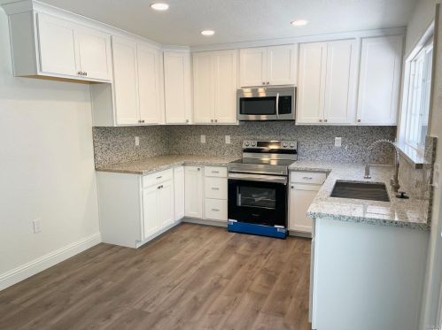 1136 Needham Dr, Vacaville CA  95687-6722 exterior