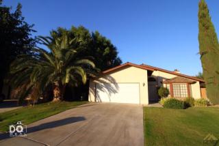 7800 Rushing River Ct, Bakersfield, CA 93313-4106