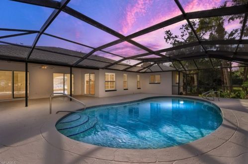 4211 Green Blvd, Naples, FL 34116-5223
