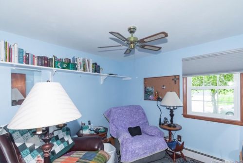 55 Jodi Dr, Wallingford CT  06492-2846 exterior