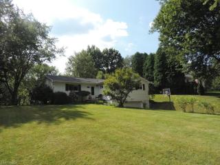 4532 Timothy Dr, Akron, OH 44319-4551