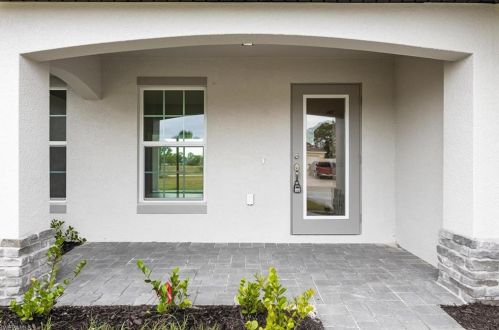 2600 21st St, Cape Coral, FL 33993-0037