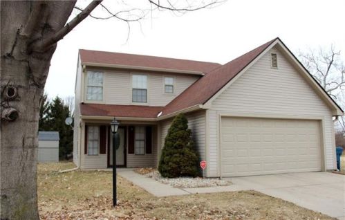4210 Lakefield Ct, Indianapolis, IN 46254-4910
