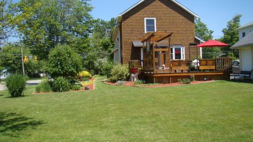198 Jefferson St, New Lyme, OH 44047-1114