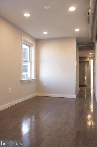 343 Christian St, Philadelphia PA 19147-4004 exterior