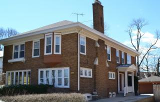 4031 Lake Dr, Milwaukee, WI 53211-2145