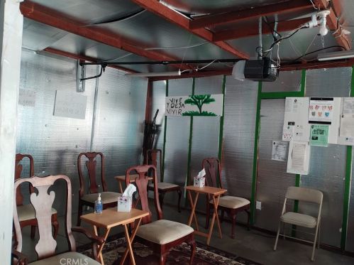 16781 Tracy St, Victorville CA  92395-3807 exterior