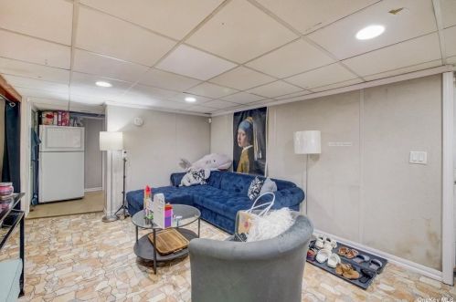 1317 Union Ave, Floral Park NY  11003-2610 exterior