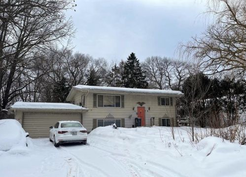 402 Caroll St, East Farmington, WI 54020-8146