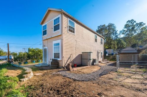 18375 Stonecrest Dr, Lake Elsinore CA  92530-6244 exterior