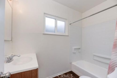 819 4th St, Long Beach CA  90802-2624 exterior