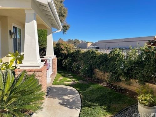 26500 Tahoe Dr, Santa Clarita, CA 91354-2516