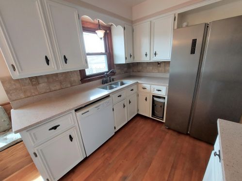 6027 Lake Dr, Cudahy WI  53110-3126 exterior