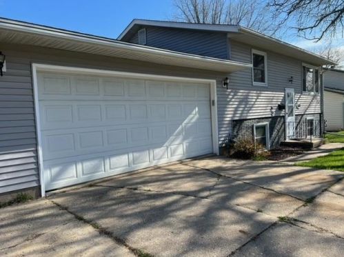 5038 Starker Ave, Madison WI  53716-1924 exterior