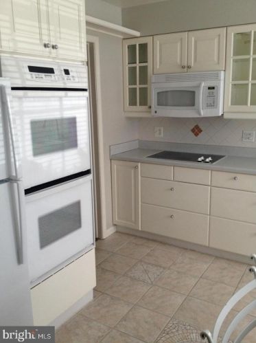 7422 Chummley Ct, Falls Church VA  22043-2937 exterior