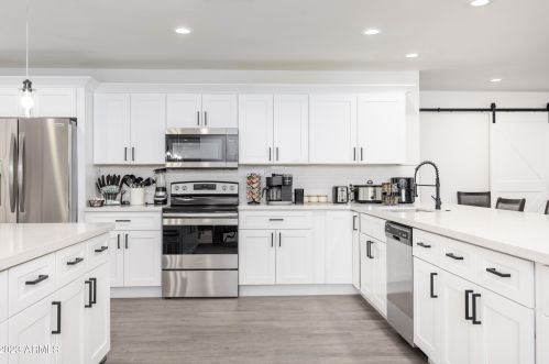 7702 Davenport Dr, Scottsdale AZ 85260-4375 exterior