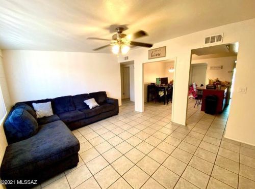 4967 Highland Dr, Tucson, AZ 85706-1408