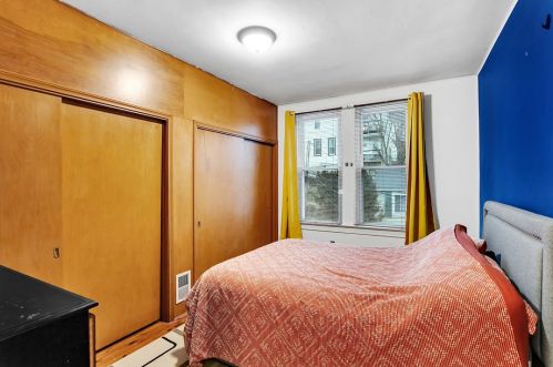 213 Elizabeth St, Pittsburgh PA  15207-1819 exterior