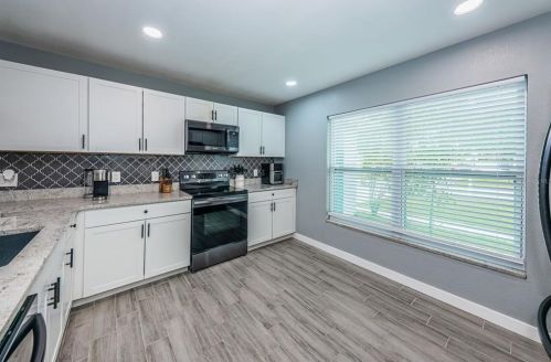 5604 102nd Ave, Pinellas Park FL  33782-3306 exterior