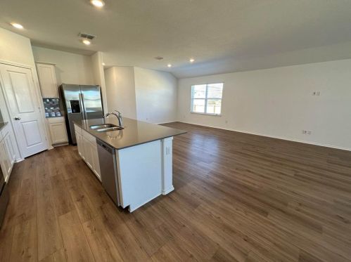 1344 Terrace View Dr, Georgetown TX  78628 exterior
