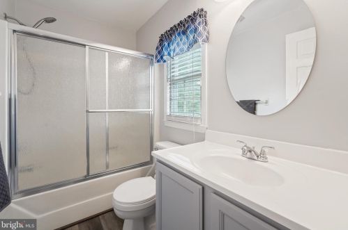 1351 Westminster Dr, Downingtown PA  19335-3655 exterior