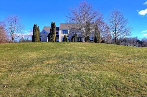 311 Harrison Rd, Wallingford, CT 06492-5407