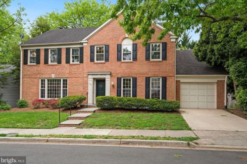 5104 Yuma St, Washington, DC 20016-4338