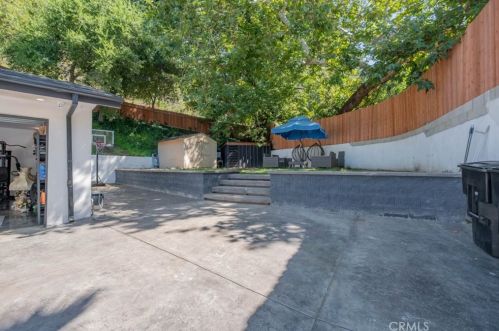 3411 Chevy Chase Dr, Glendale CA  91206-1418 exterior