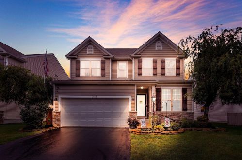 7913 Birch Creek Dr, Blacklick, OH 43004-7022