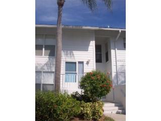 938 Sandpiper Cir, Bradenton, FL 34209-7337