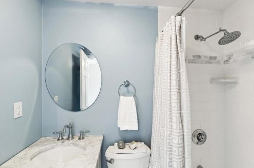 44 Houghton St, Woburn MA 01801-3551 exterior