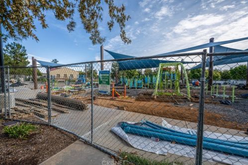 28474 Camino Del Arte Dr, Santa Clarita CA  91354-3094 exterior